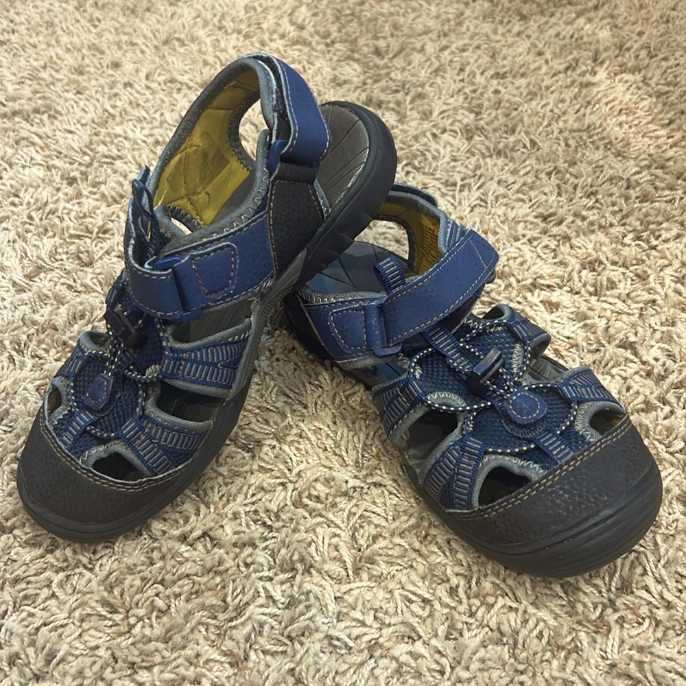 Sonoma sport sandals